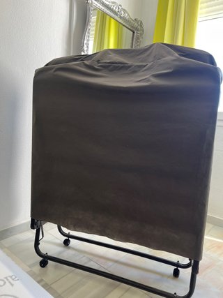 Cama Plegable con Ruedas