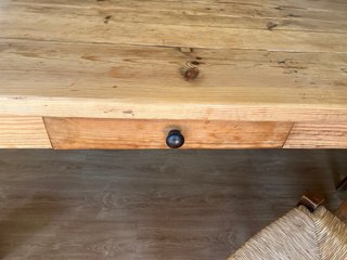 Mesa de madera y 6 sillas
