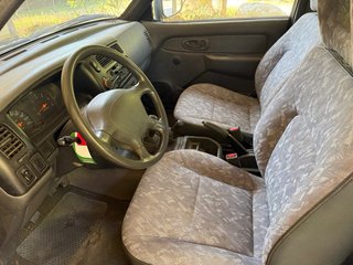 Mitsubishi L 200 2000