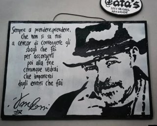 Quadro Vasco Rossi in legno