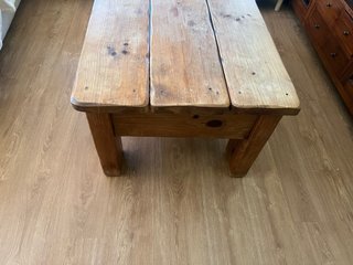 Mesa baja madera