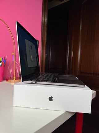 Macbook Pro 13” 2020 | Intel Core i5 | 16 GB RAM