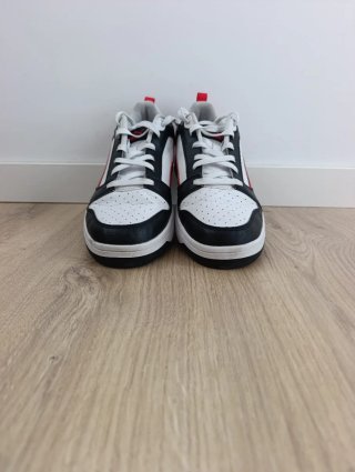 Zapatillas Puma Negras y Blancas