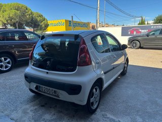 Peugeot 107 2010