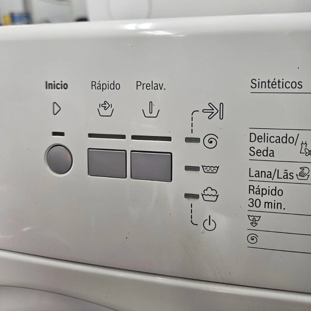 Lavadora Bosch Serie 2 6 kg 1100 rpm Clase A+.