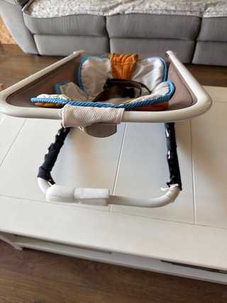 Hamaca para bebé con diseño de león
