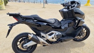 Honda Forza 750 automática DCT muy cuidada
