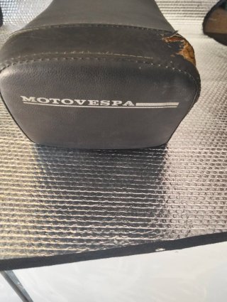 Asiento de vespino negro/