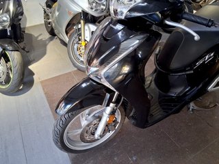 Honda SH 125 ABS Negra