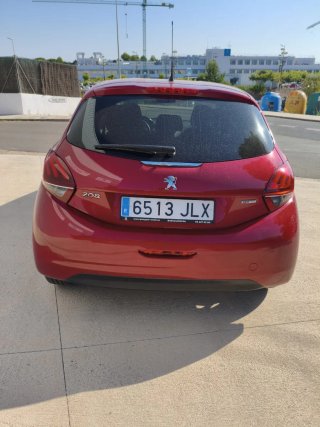 Peugeot 208 2016