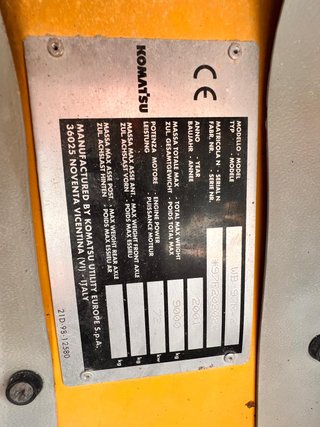 Retroexcavadora Komatsu WB97R-2