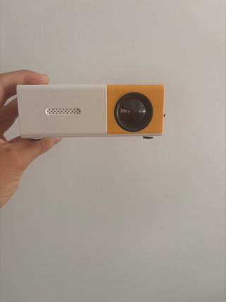 Proyector Portátil Blanco y Naranja