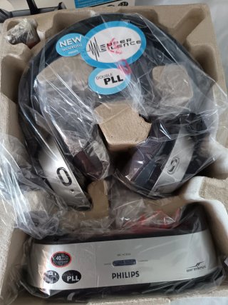 Auriculares Inalámbricos Philips SBC HC8520 (Con B