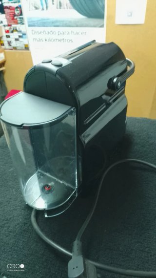 Cafetera DeLonghi Nespresso