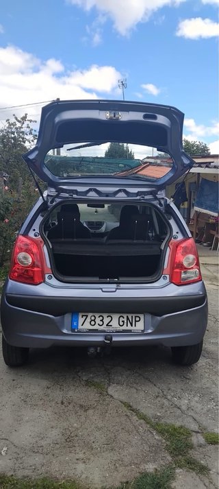 Nissan Pixo 2009