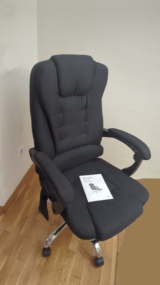Sedia da ufficio Alfordson nera con massaggio