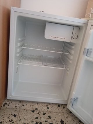 Nevera pequeña FrigeluX
