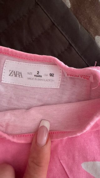 Camiseta Zara con palmeras