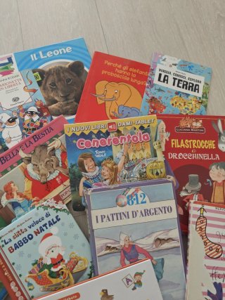 Lotto di 3.1 kg di libri per bambini