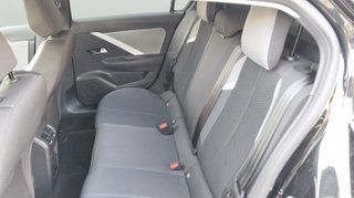Opel Astra 1.2T XHL Tech Edition eDCT 100 kW (136 CV)
