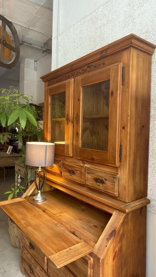Alacena antigua escritorio vitrina madera