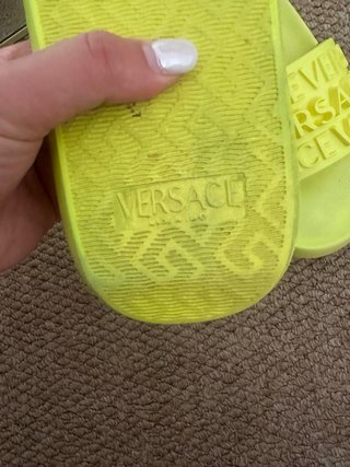 Chanclas Versace Amarillas