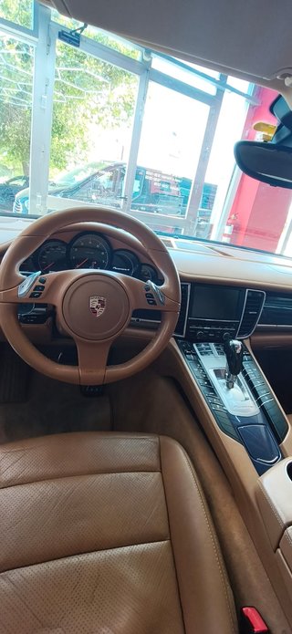 Porsche Panamera 2012