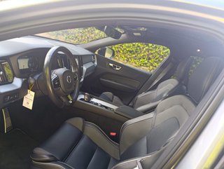 Volvo XC60 T8 R- DESING HIBRIDO ENCHUFABLE + TECHO