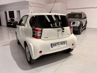 Toyota iQ 1.3