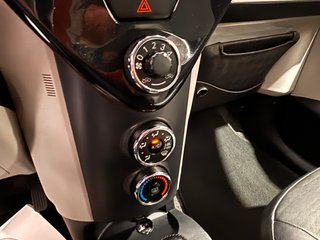 Toyota iQ 1.3