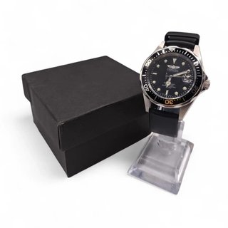 RELOJ INVICTA 8932 ESFERA NEGRA CON CAJA Y CORREA
