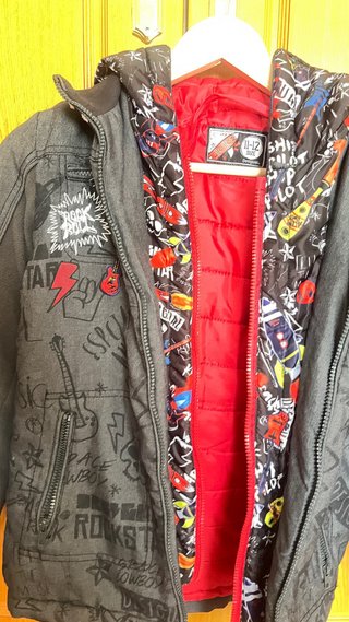 Chaqueta de invierno. Marca desigual