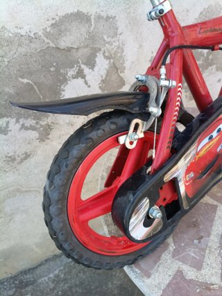 Bicicleta Rayo McQueen infantil