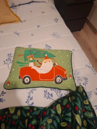 Cojín Navideño Santa Claus Coche Árbol