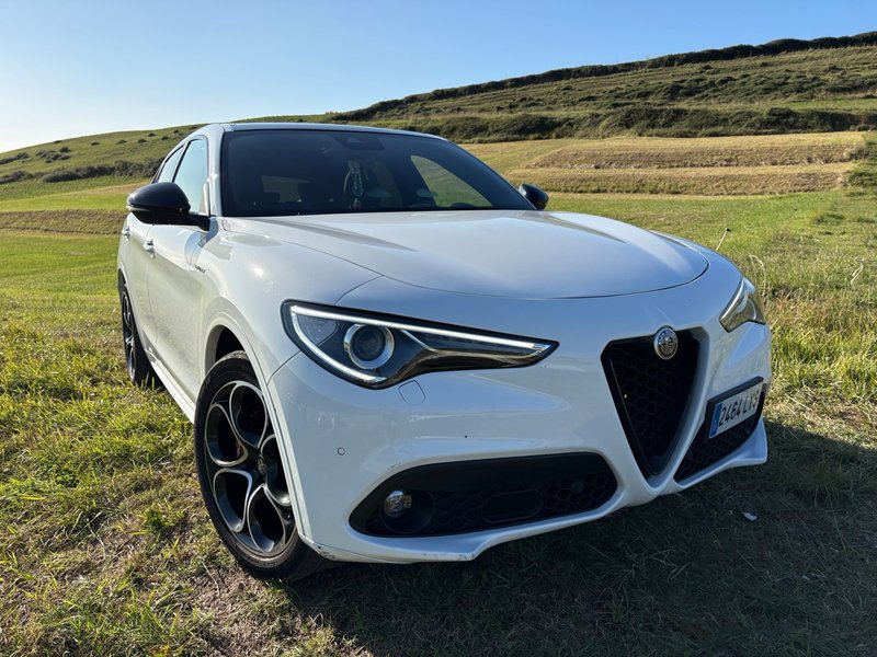 Alfa Romeo Stelvio 2022 VELOCE Q4 AWD - foto 1