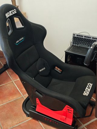 Cockpit Sparco Evovle GT-R + Sparco PRO 2000