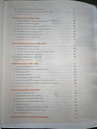 Historia de España. 2º bachillerato. Per le Scu...