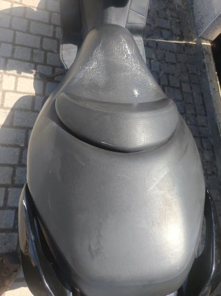 Suzuki Burgman 200 Negra