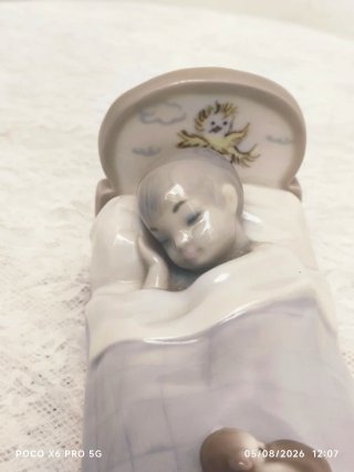 Porcelana Lladro Vintage Niño Durmiendo