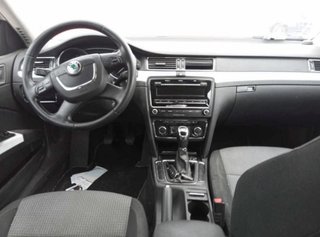 Faro antiniebla skoda 3t0941700 superb ii 22550521