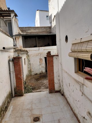 VENTA CASA PARA REFORMAR CENTRO DE LUCENA