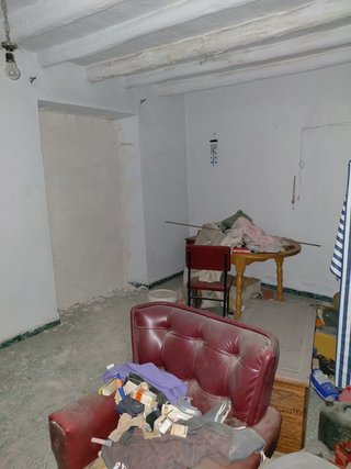 VENTA CASA PARA REFORMAR CENTRO DE LUCENA