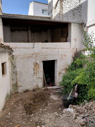 VENTA CASA PARA REFORMAR CENTRO DE LUCENA