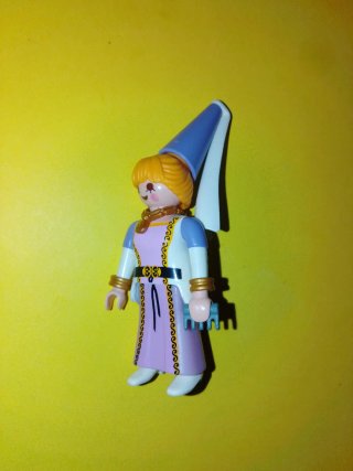 Playmobil figura mujer dama medieval Playmoonuba