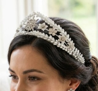 Tocado Tiara Novia Flores y Brillantes