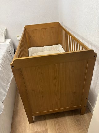 Cuna de madera Ikea