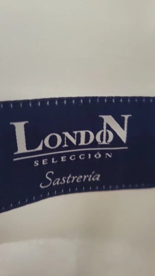 Chaleco de vestir hombre blanco