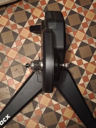 BCN Tacx Flux S Smart con piñonera Rodillo