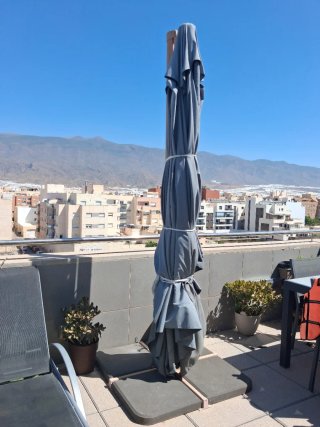 Parasol Jardín Gris Plegado