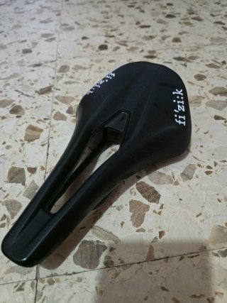 Sillín Fizik Argo Tempo